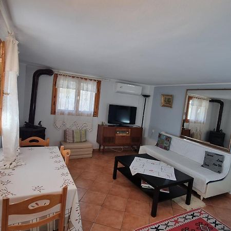 Ferienwohnung Porto Vito Aigosthena Exterior foto