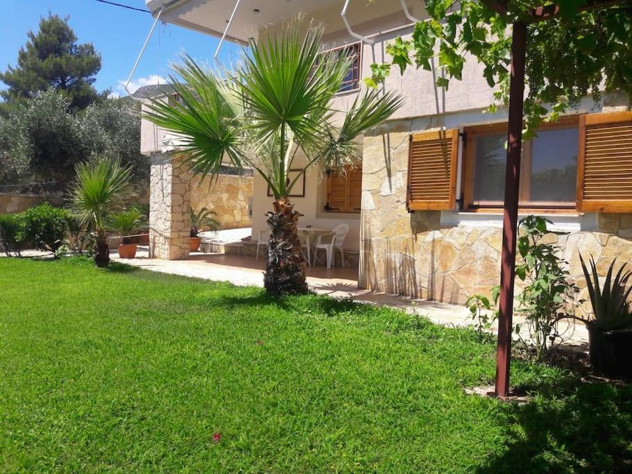 Ferienwohnung Porto Vito Aigosthena Exterior foto